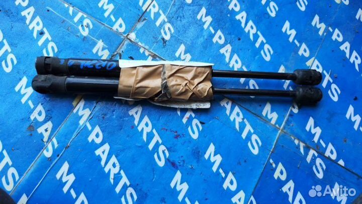 Амортизатор багажника Mazda Axela blefp LF-VD 2010