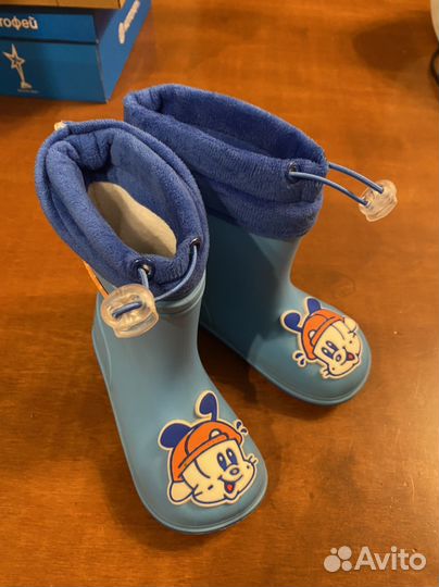Детские резиновые сапоги