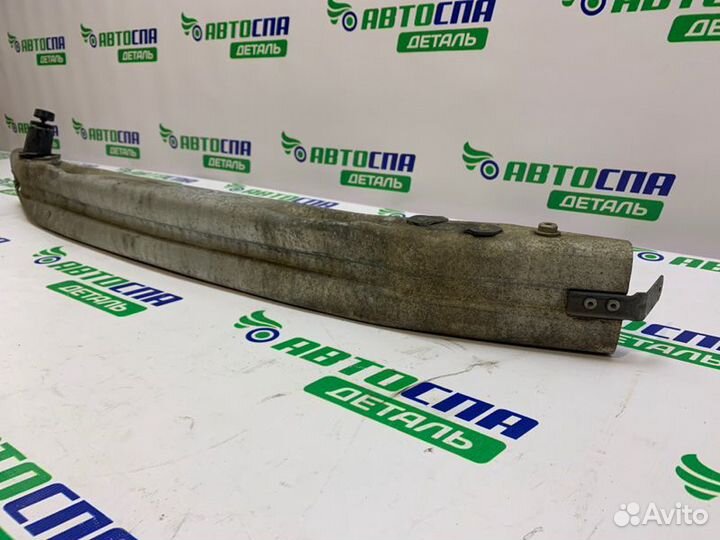 Усилитель бампера передний Audi A4 BRD 2.0 TDI