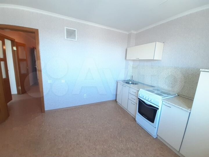 2-к. квартира, 79 м², 8/10 эт.