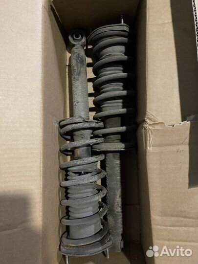 Стойки toyota crown 155