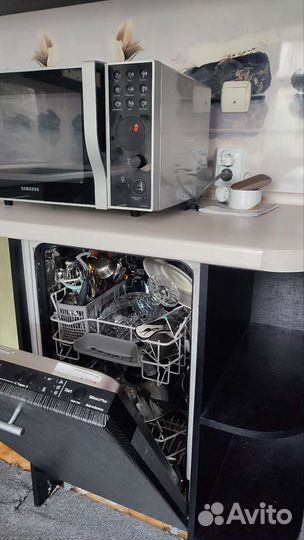 Кухонный гарнитур угловой