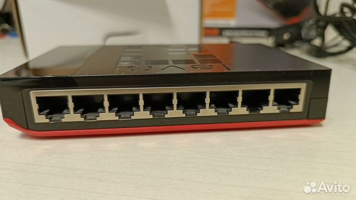 Level one коммутатор 8 портов