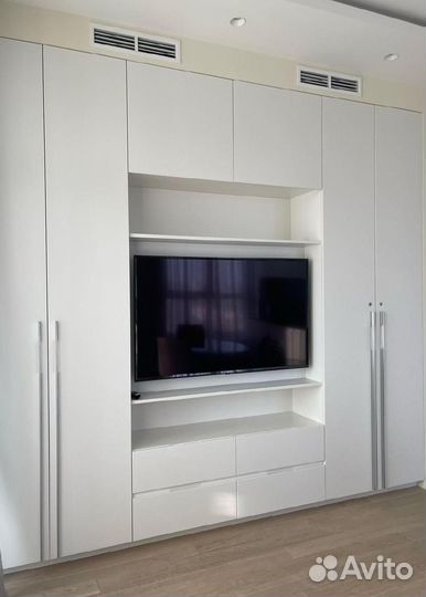 Кухонный гарнитур на заказ современные