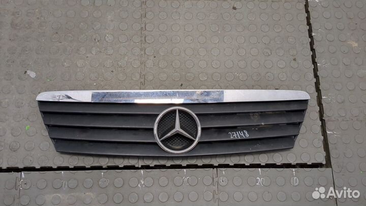 Решетка радиатора Mercedes A W168, 2004