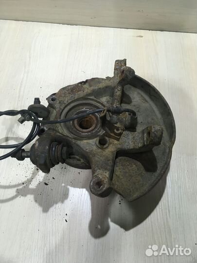 Кулак подвески задний Mercedes W210 2.3 МКПП