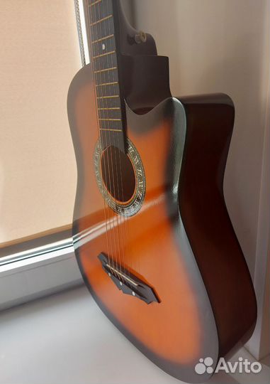 Акустическая гитара