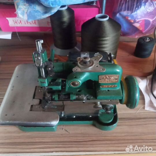 Оверлок для швейной машины