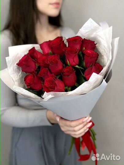 Букет цветов из красных роз