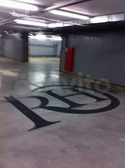 Машиноместо, 15 м²