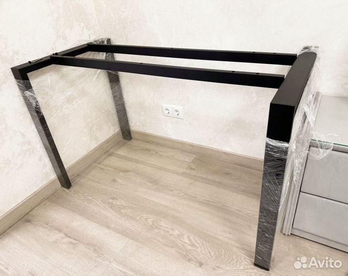 Подстолье для стола в стиле лофт, чёрный металл