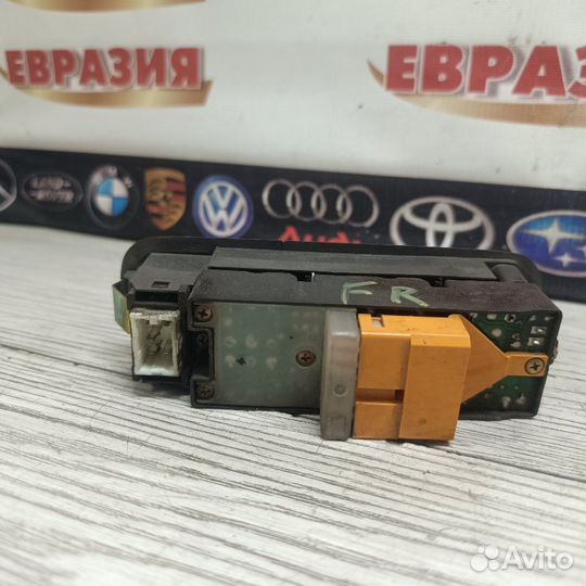 Блок управления стеклоподъемниками Suzuki Cultus