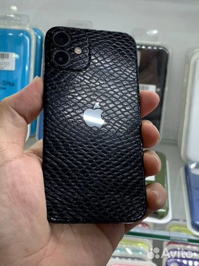 Гидрогелевая бронепленка для iPhone 12 mini