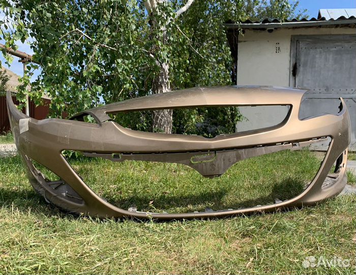 Передний бампер opel astra j