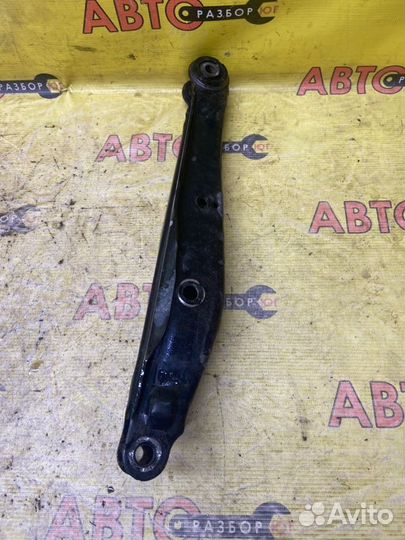 Рычаг подвески задний правый Toyota Mark X X120