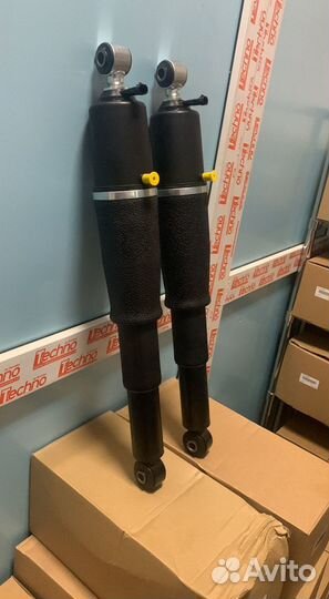 Задний пневмоамортизатор Cadillac Escalade