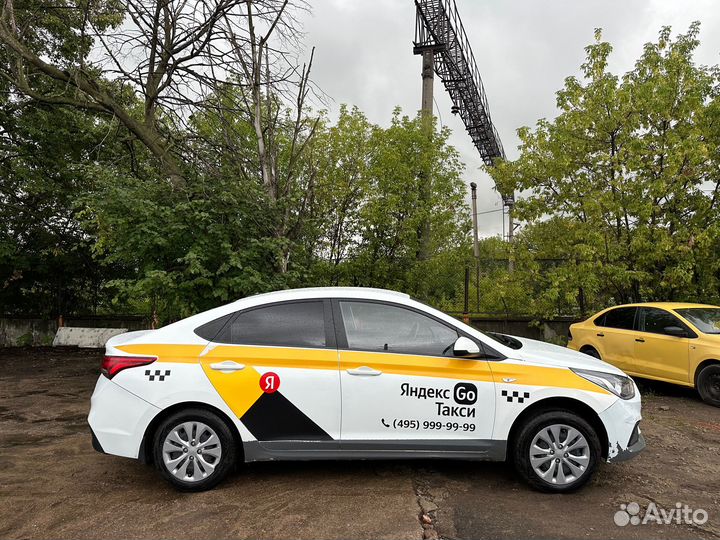 Hyundai Solaris 1.4 AT, 2018, 214 000 км