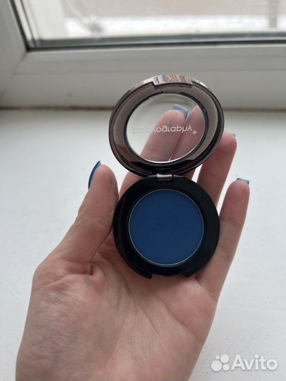 Тени для век