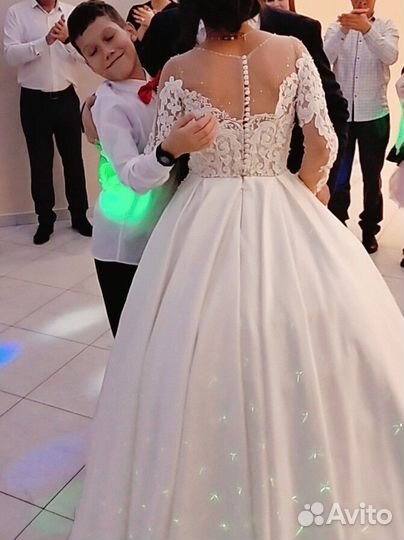 Свадебное платье 42 44