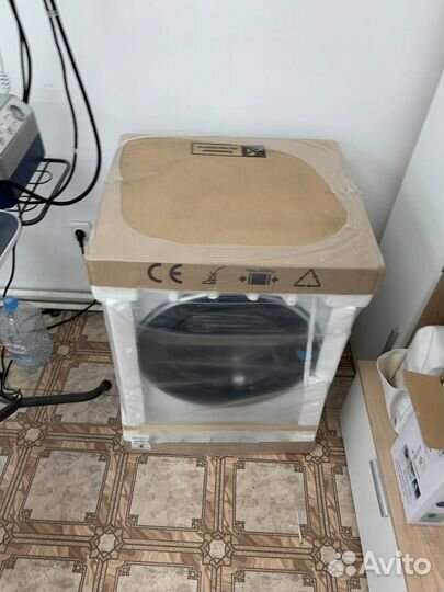 Стиральная машина узкая Haier HW80-BP14969A