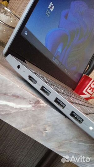 Ноутбук lenovo