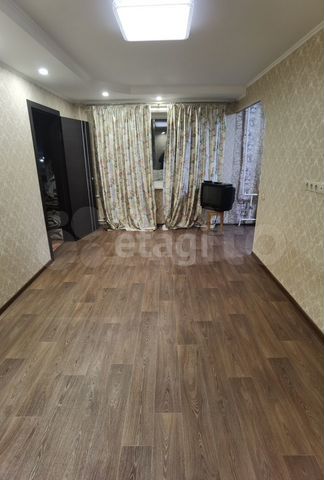 2-к. квартира, 40,7 м², 3/6 эт.