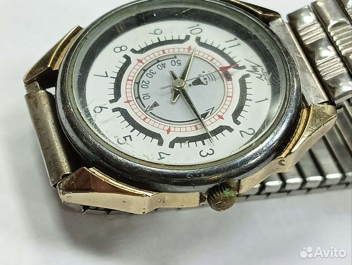 Часы луч кварц с будильником СССР