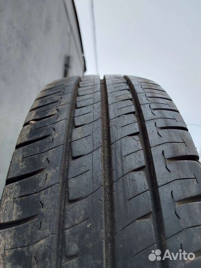 Michelin Agilis 225/75 R16