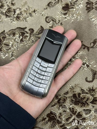 Vertu Ascent 2010, 8 ГБ