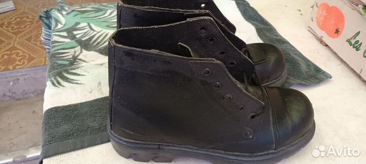 Спецобувь мужская,размер 40,42