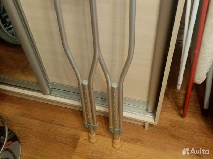 Костыли подмышечные