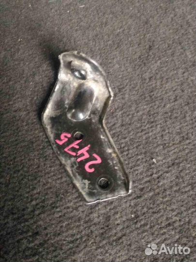 Кронштейн Audi A6 Allroad C6 2006-2012