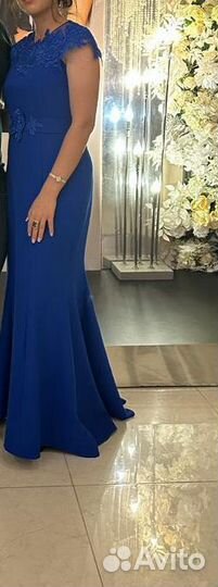 Вечернее платье