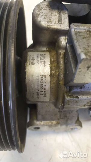 Насос гур Mercedes-Benz m271