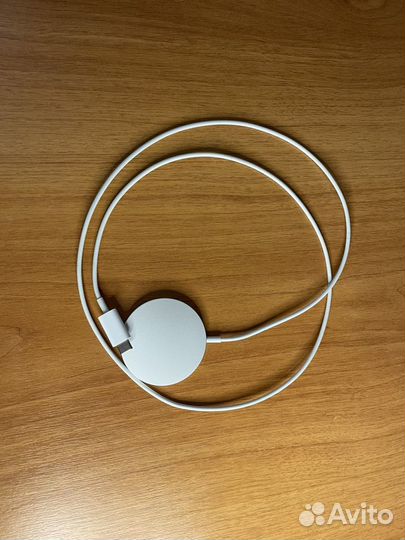 Беспроводная зарядка Apple MagSafe