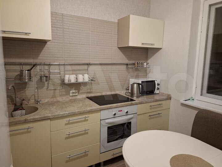 2-к. квартира, 57 м², 3 кровати