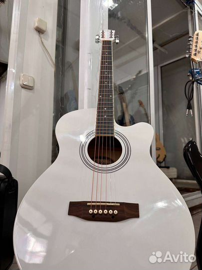 Электро Акустическая гитара