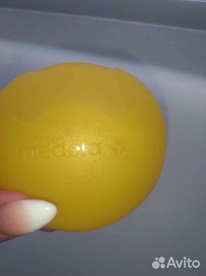 Накладки на грудь medela новые размер L 24mm