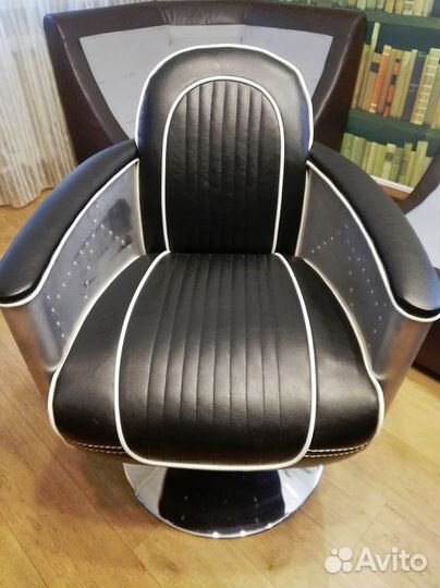 Парикмахерское кресло Contrasto II б/у