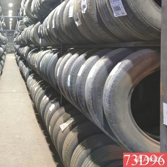 Goodyear UltraGrip+ SUV 235/60 R18 107L