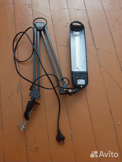 Лампа настольная