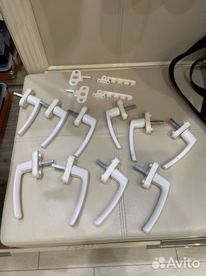 Ручки для пластиковых окон