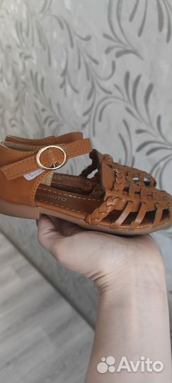 Стильные сандалии для девочки 29 размер