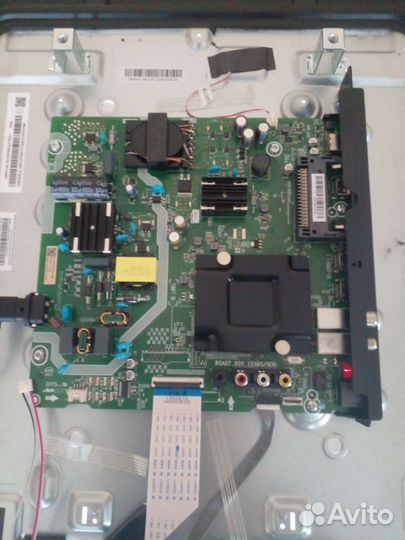 Запчасти от телевизора hisense 50a6bg