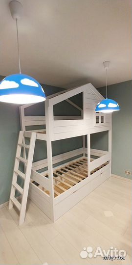 Детская кровать домик