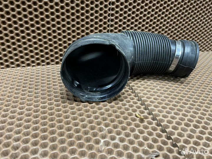 Audi a5b9 2.0 CVK патрубок на турбину 06L129629A