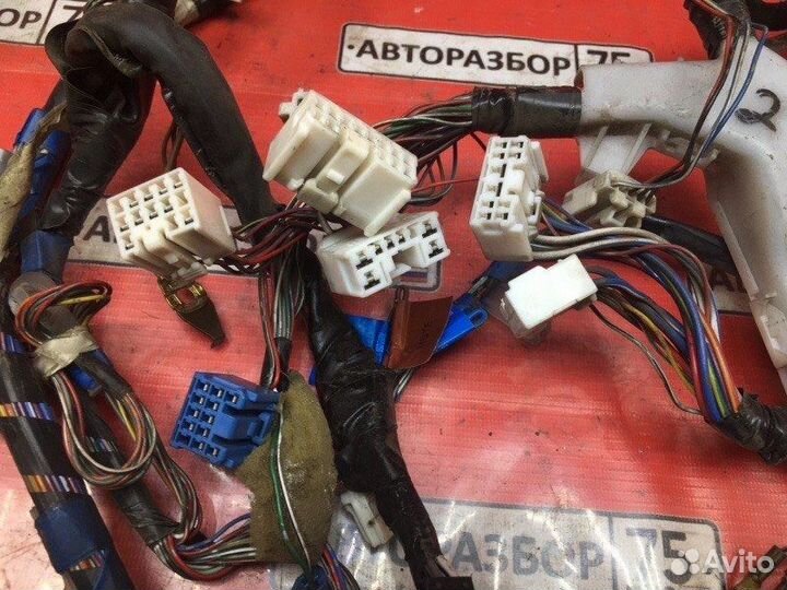 Коса под торпедо Toyota Camry SV41 3SFE 1996