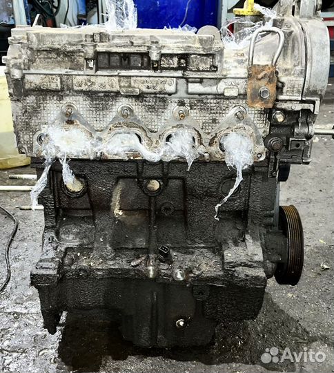 Двигатель Renault Megane 2 BM KM EM