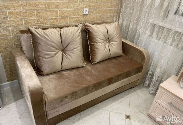 Диван чебурашка