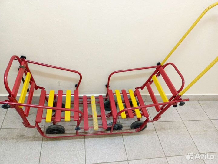 Детские санки с колесами